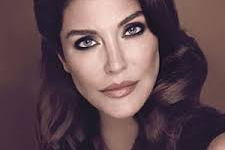 Deniz Akkaya’nın Kızı Bitlendi