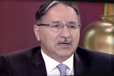 Ünlü İlahiyatçıya “İftardan Sahura Kadar Üflesek Caiz Midir?” Diye Soruldu