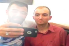 Seri Katille Selfie Çeken Polislere Şok Şokk..