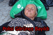 Kaçak İçki Satan Kadın, Polisi Görünce Bayıldı