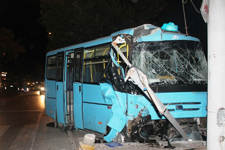 İki Minibüs Birbiri İle Çarpıştı: 6 Yaralı