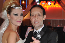 Yüz Nakli Olan Recep Sert Baba Olacak!