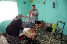 Yollar Bozuk, Yaşlı adam Eve Hapis!