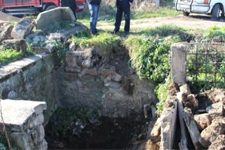 428 Yıllık Çeşmeyi Harap Ettiler
