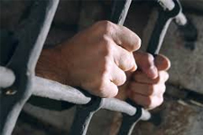 Cezaevinden Firar Etti, Ama Durmadı