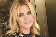 Ece Erken Tesettüre Mi Girdi?